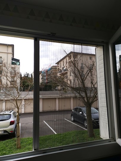 Dmc Pose, Magasin de Fenêtres à Jonage