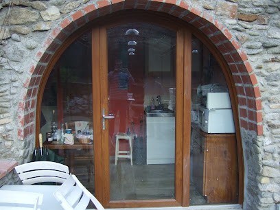 Charon Menuiseries, Magasin de Fenêtres à Saint-Paul-le-Jeune