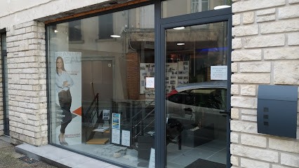 Ribeiro et Moreira, Magasin de Fenêtres à Decize