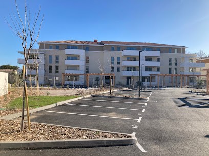 Les Zelles - Agence PACA, Magasin de Fenêtres à Vitrolles