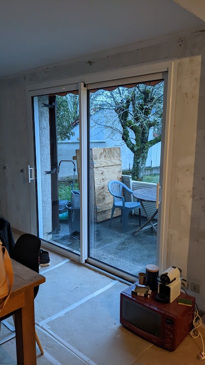 DNS Fenêtres, Magasin de Fenêtres à Thise