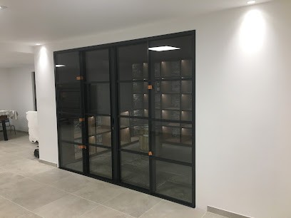 CARLINI MENUISERIE, Magasin de Fenêtres à Pignans