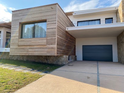 SUD CORSE HABITAT, Magasin de Fenêtres à Porto-Vecchio